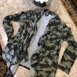 Bobeau Camo Cardigan
